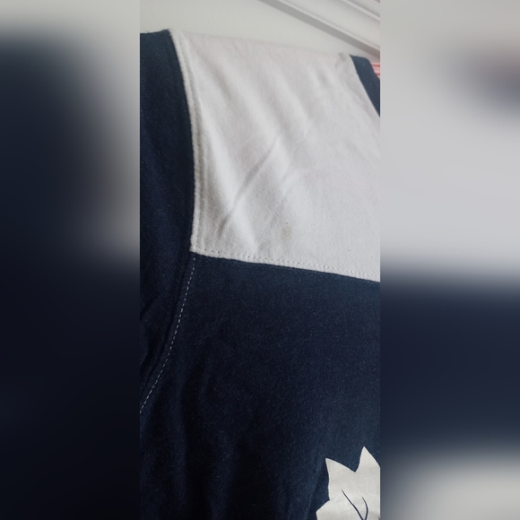 Maple Leafs XS Sleep Shirt - Picture 7 of 10
